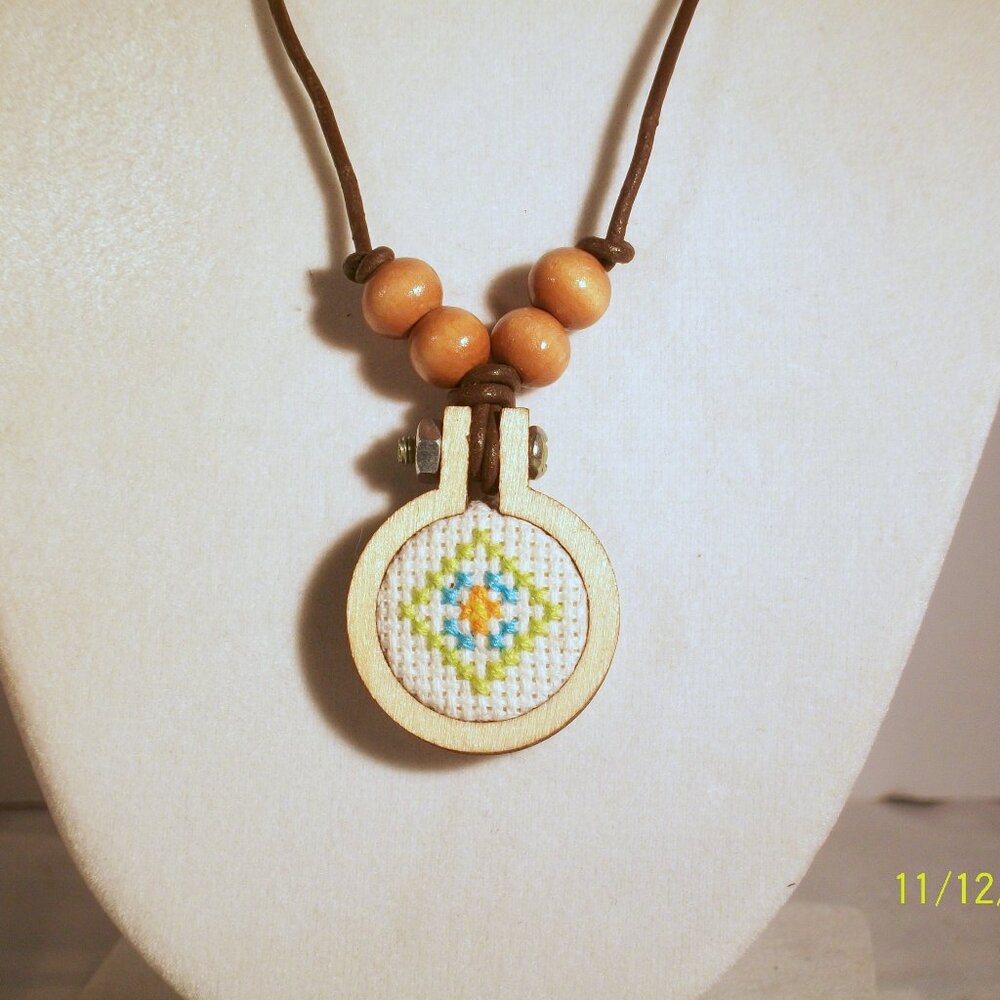 Cross Stitch Flower In Diamond Mini Embroidery Hoop Boho Pendant Necklace 16"